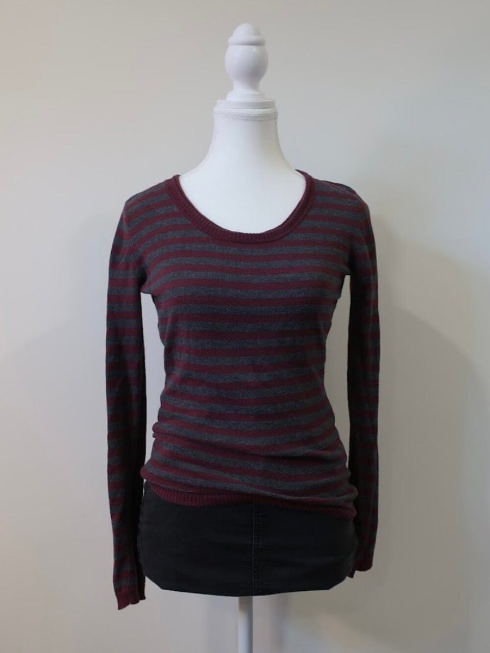 G:21 Grey and Burgundy Striped Long Sleeve Top Size XS 100% Cotton